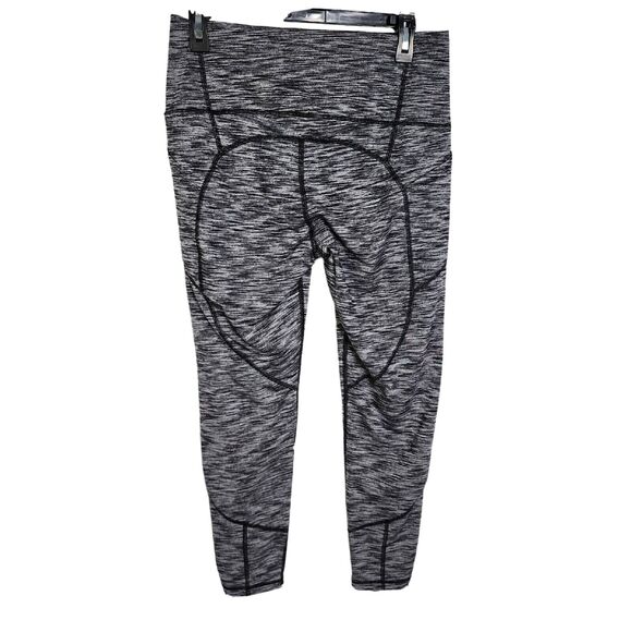 Victoria's Secret Sport Womens Leggings Large Short Pockets Knockout Gray Black - Picture 2 of 8